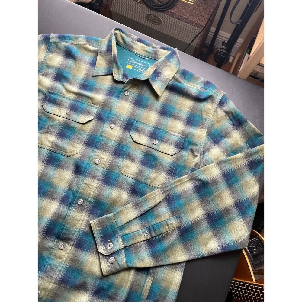 Eddie Bauer Plaid Flannel Shirt Mens XL Teal Green Classic Fit Long Sleeve